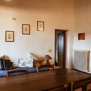 Bio-agriturismo La Ginestra Farm stay